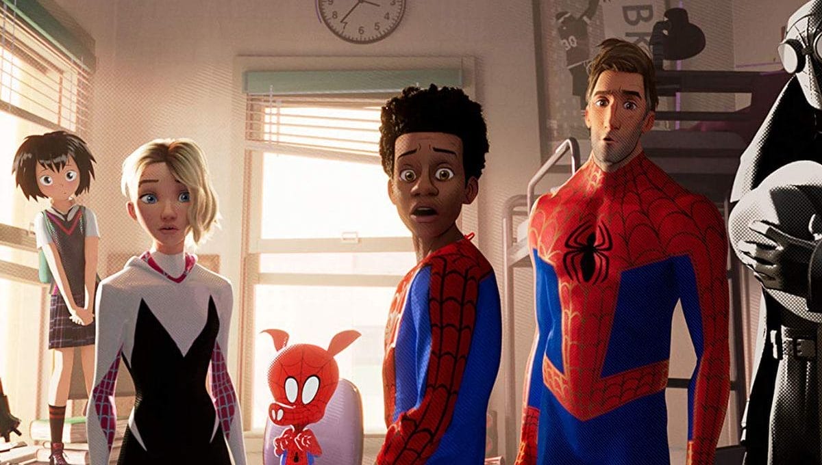 personagens do filme através do aranhaverso