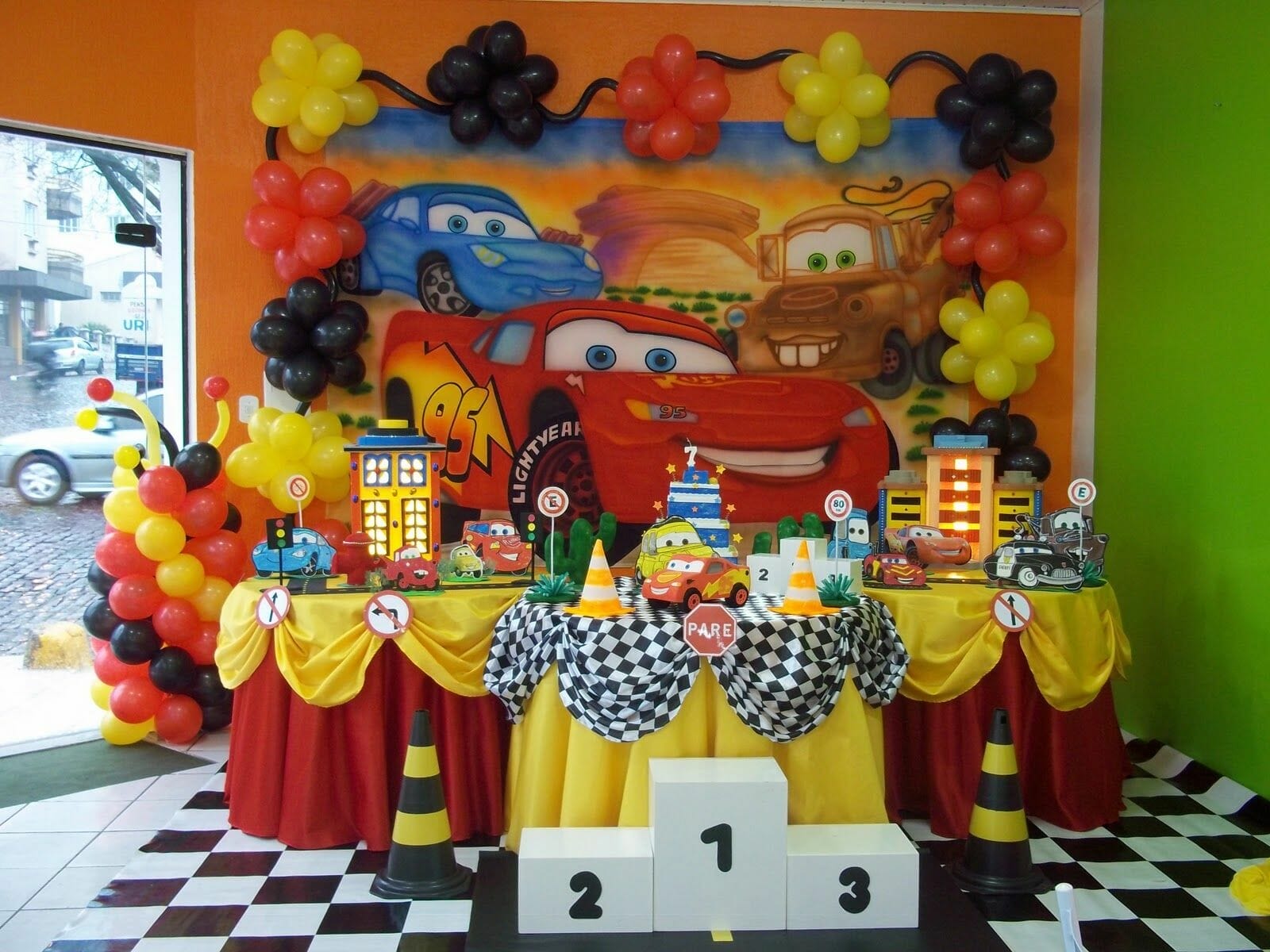 festa infantil carros decoracao
